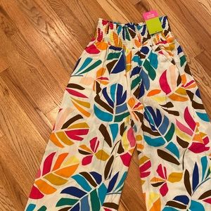 Tabitha Brown for Target, NWT. Medium.